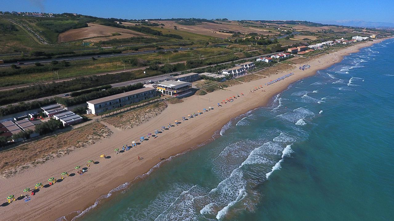 Villaggio Azzurra Termoli Buitenkant foto