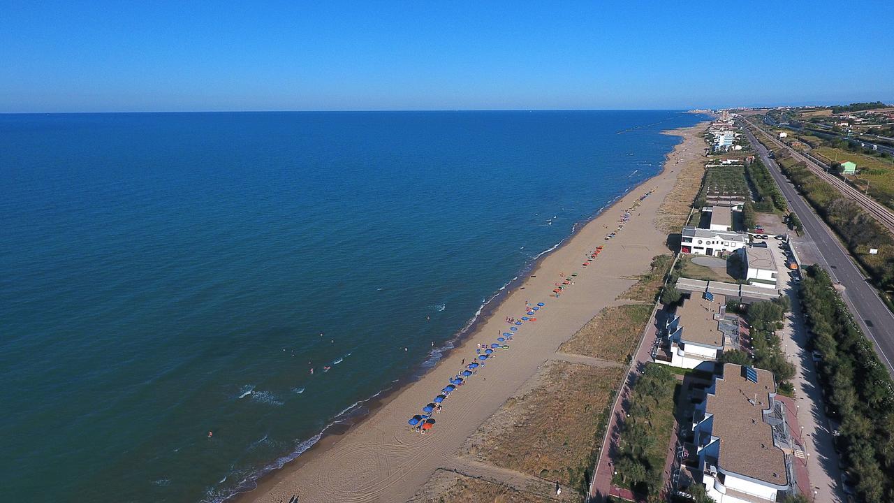 Villaggio Azzurra Termoli Buitenkant foto